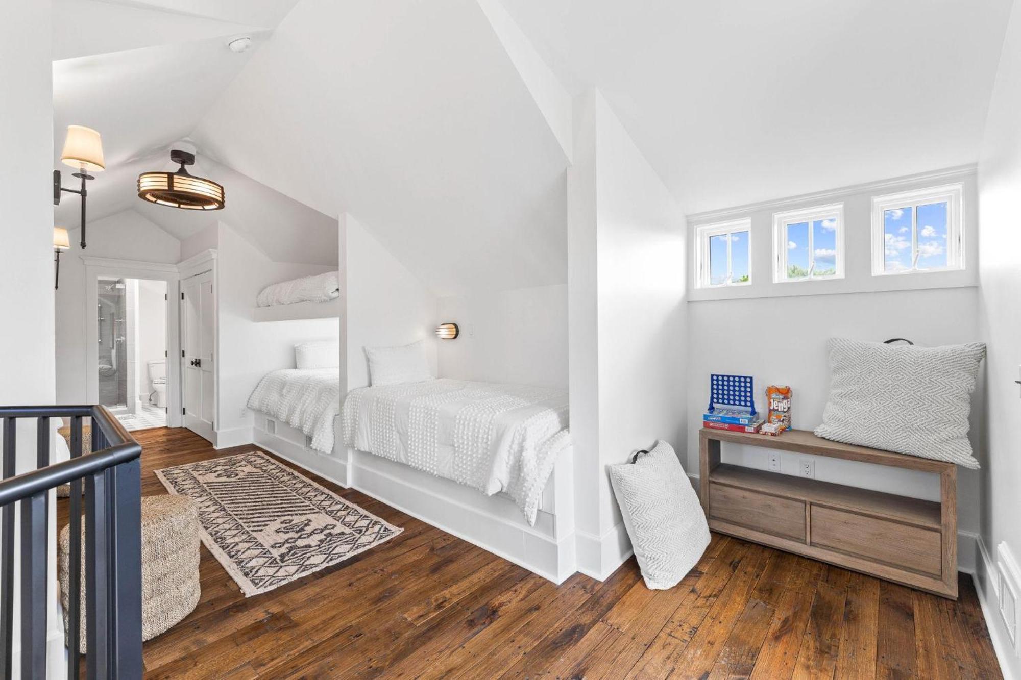 Moonstruck And Carriage House Rosemary Beach