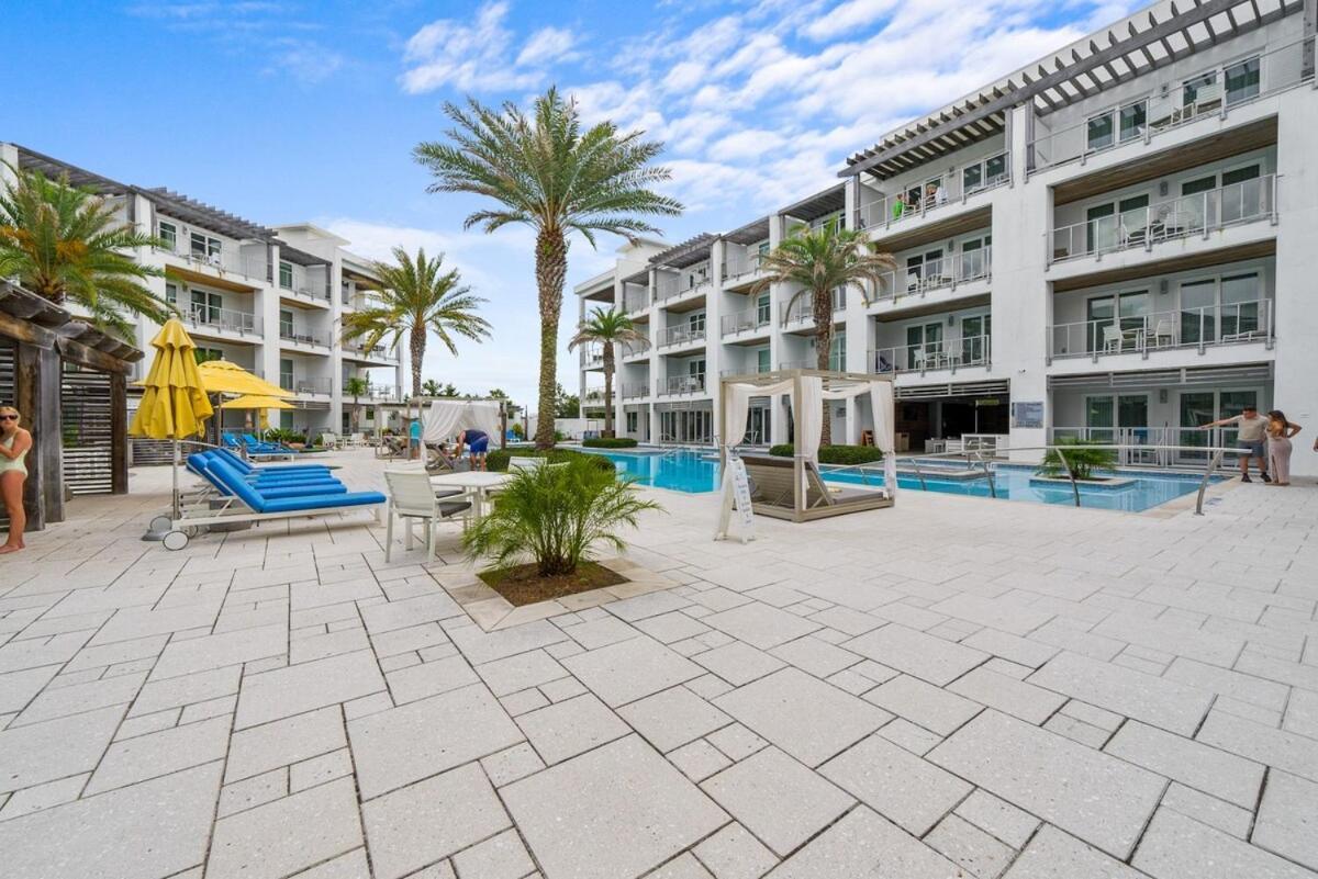 The Pointe At Rosemary 332