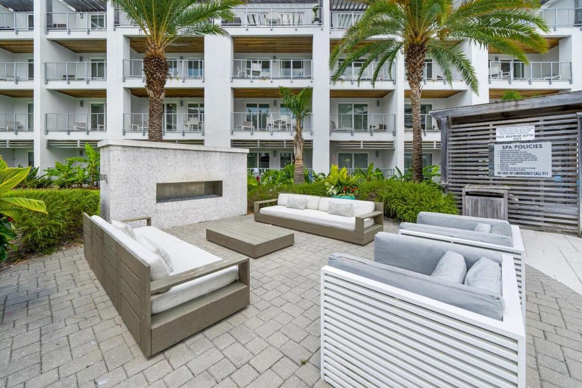 Apartment The Pointe At Rosemary 332 *
