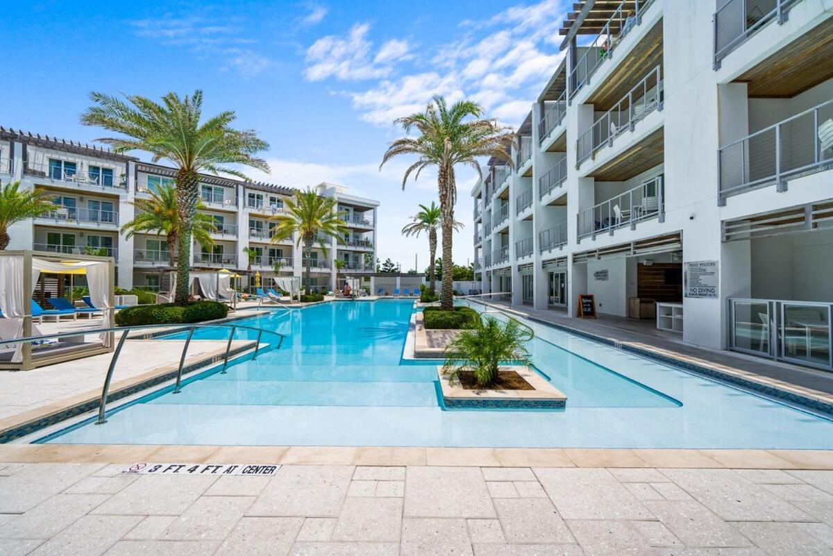 Apartment The Pointe At Rosemary 332