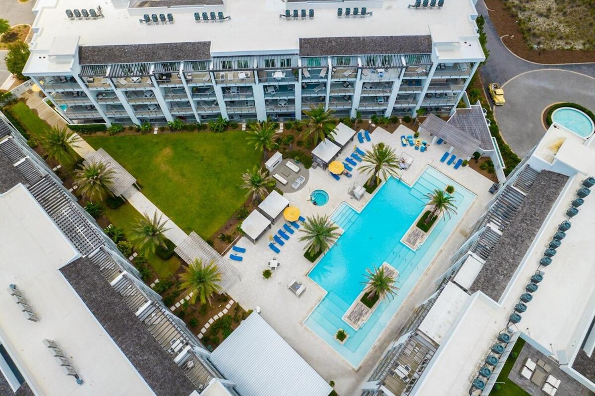 The Pointe At Rosemary 332