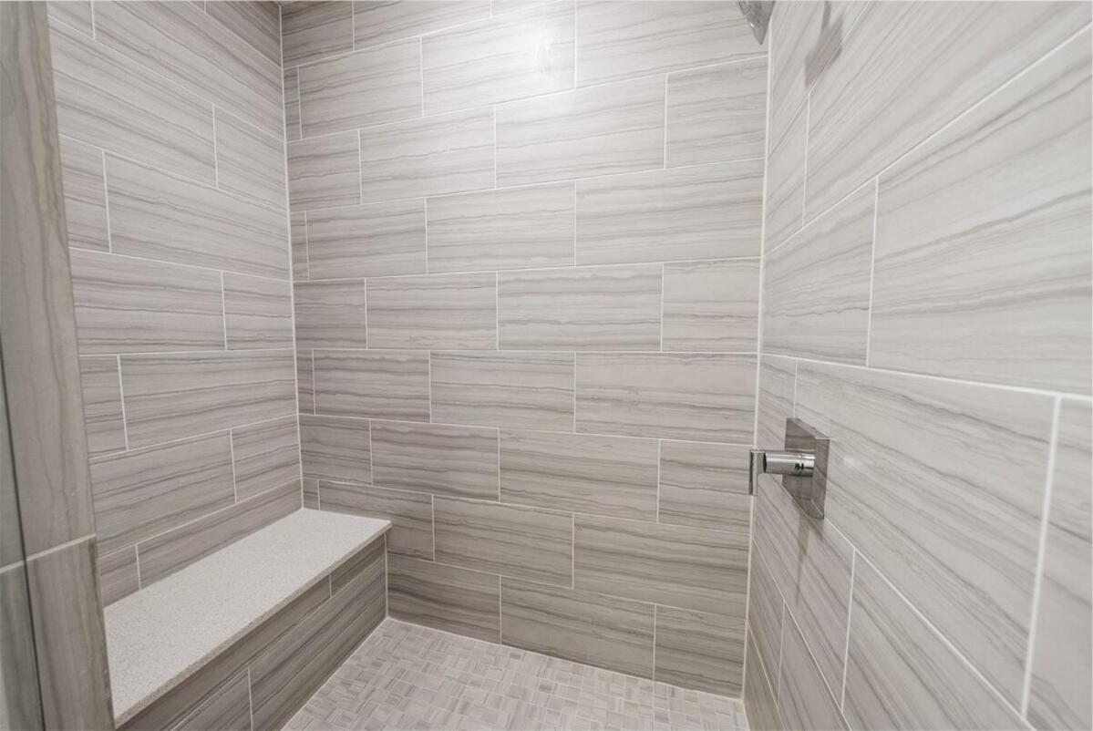 The Pointe At Rosemary 332 Apartment *