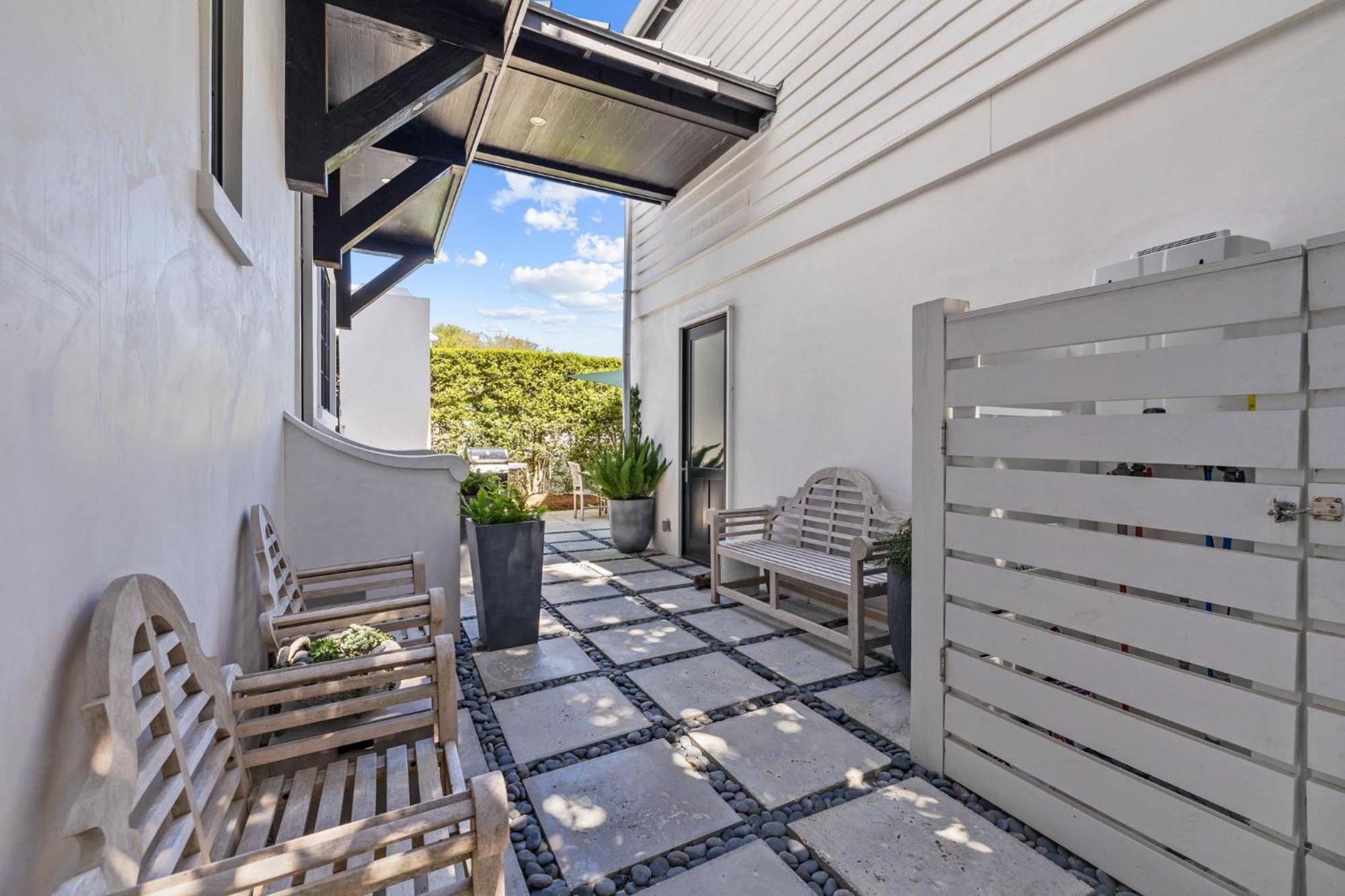 Abba & Carriage House Holiday home *