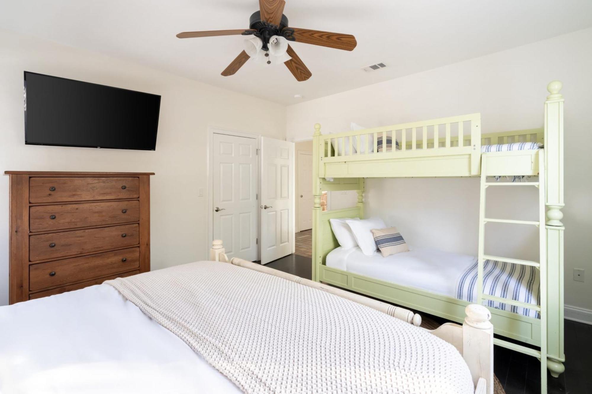 Fin By Avantstay 9 Bedroom Destin Oasis With Pool Walk To * Rosemary Beach