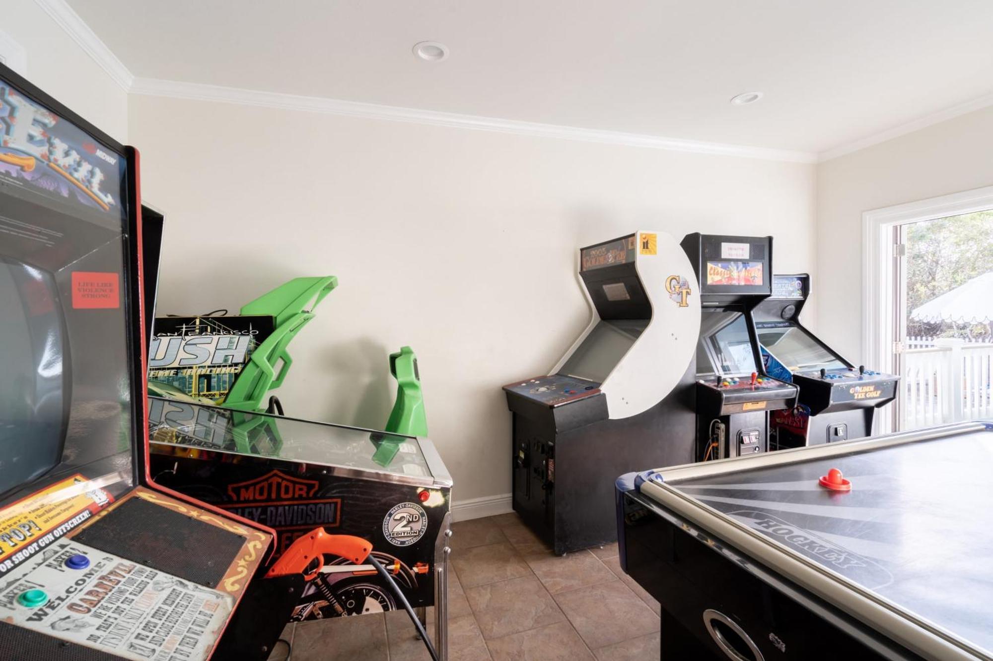 Fin By Avantstay 9 Bedroom Destin Oasis With Pool Walk To * Rosemary Beach