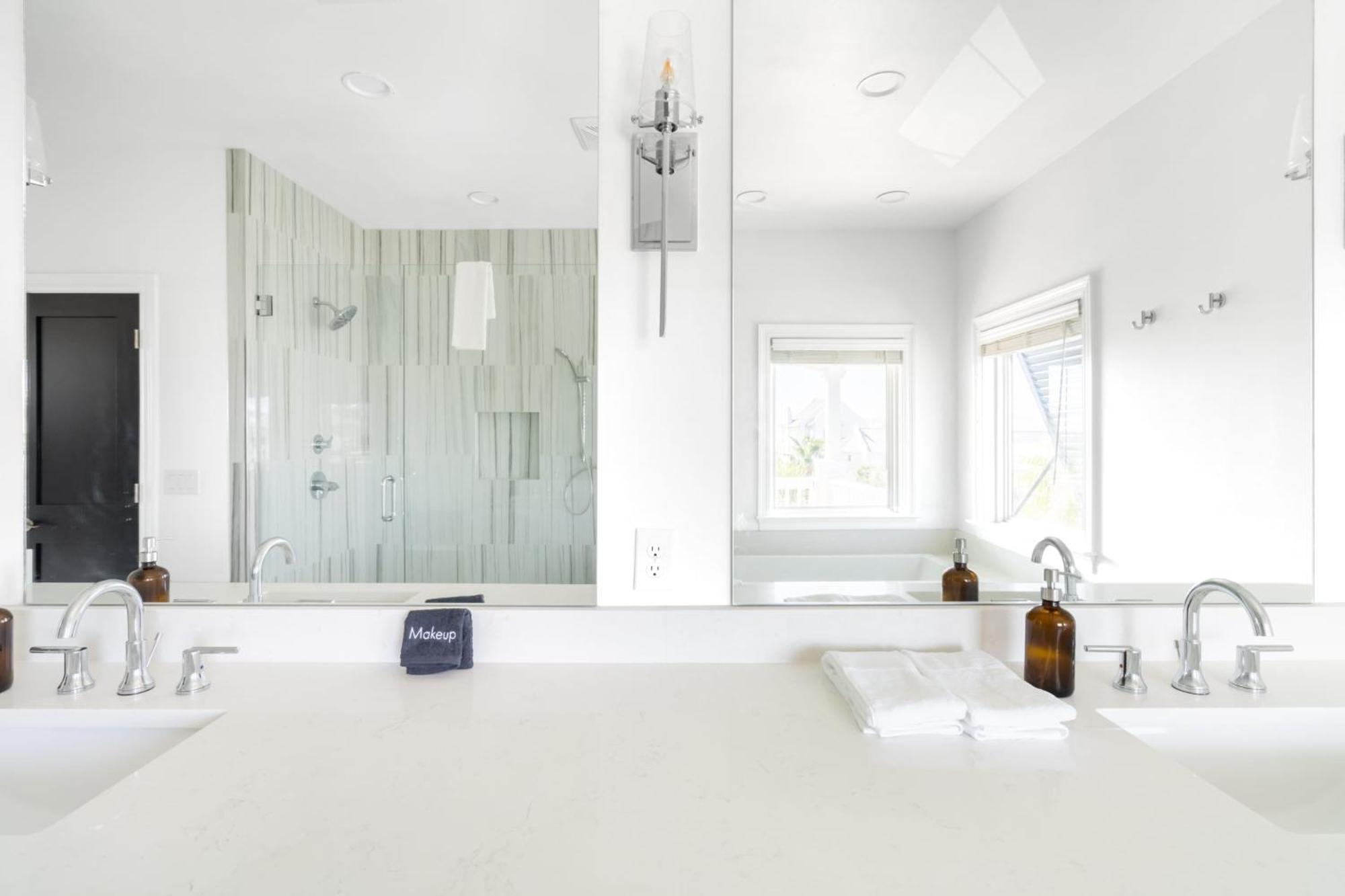 Fin By Avantstay 9 Bedroom Destin Oasis With Pool Walk To Holiday home Rosemary Beach