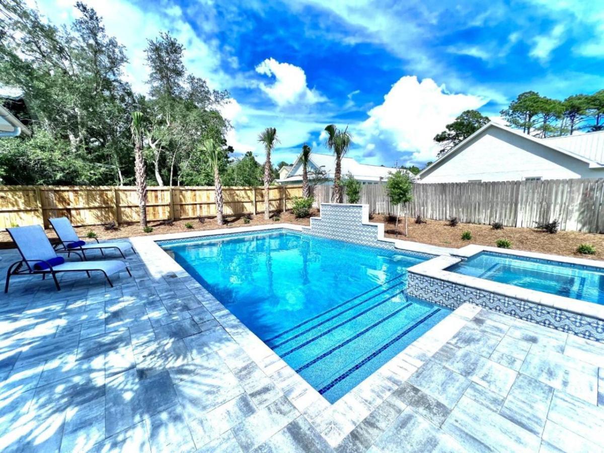 Private Access Golf Cart Pool Bikes Rosemary Beach