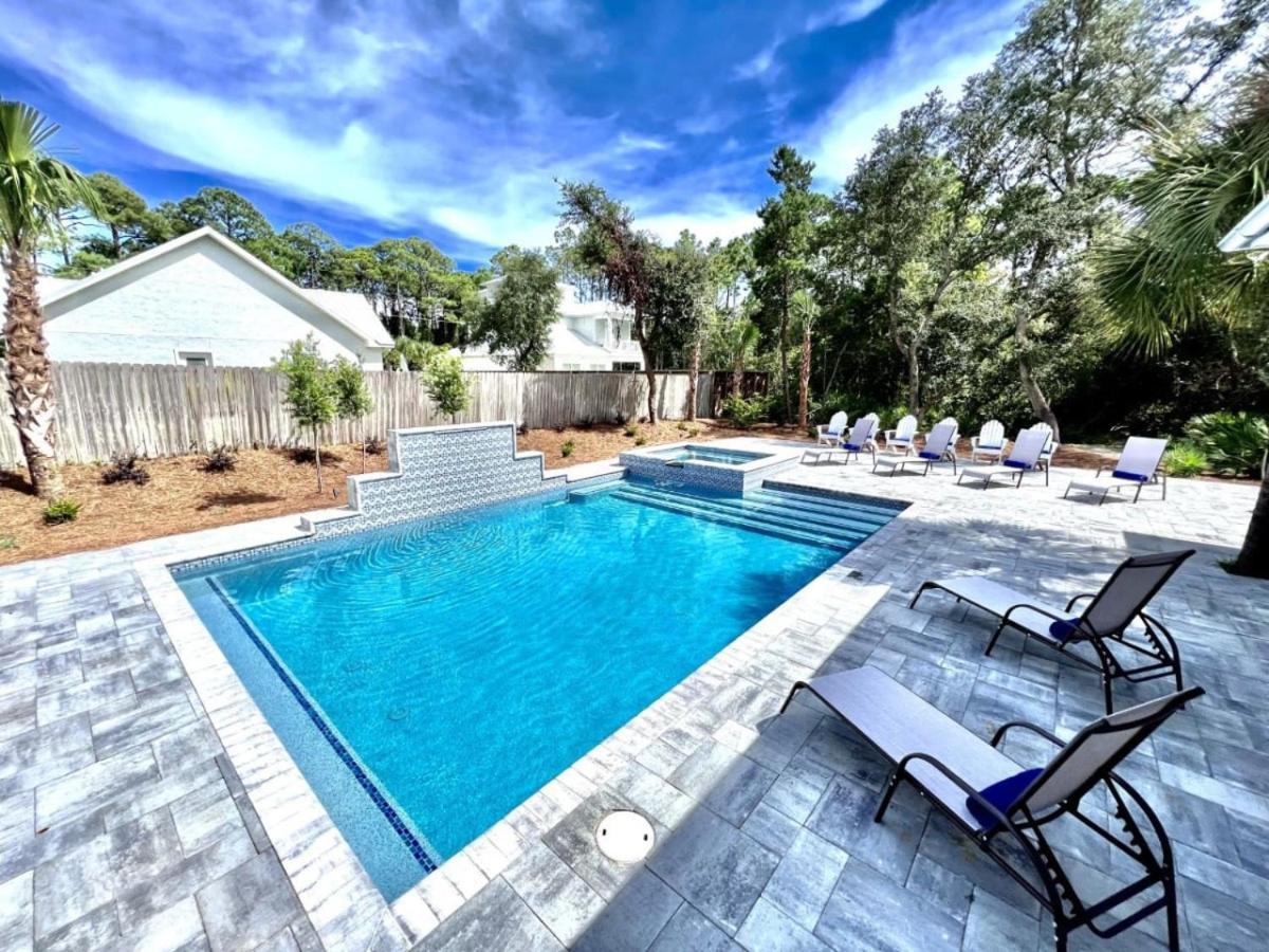 Private Access Golf Cart Pool Bikes * Rosemary Beach