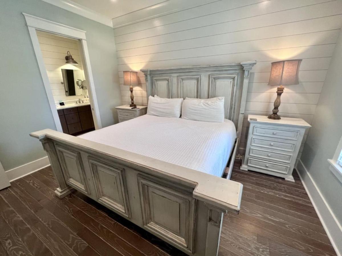 Private Access Golf Cart Pool Bikes Holiday home *
