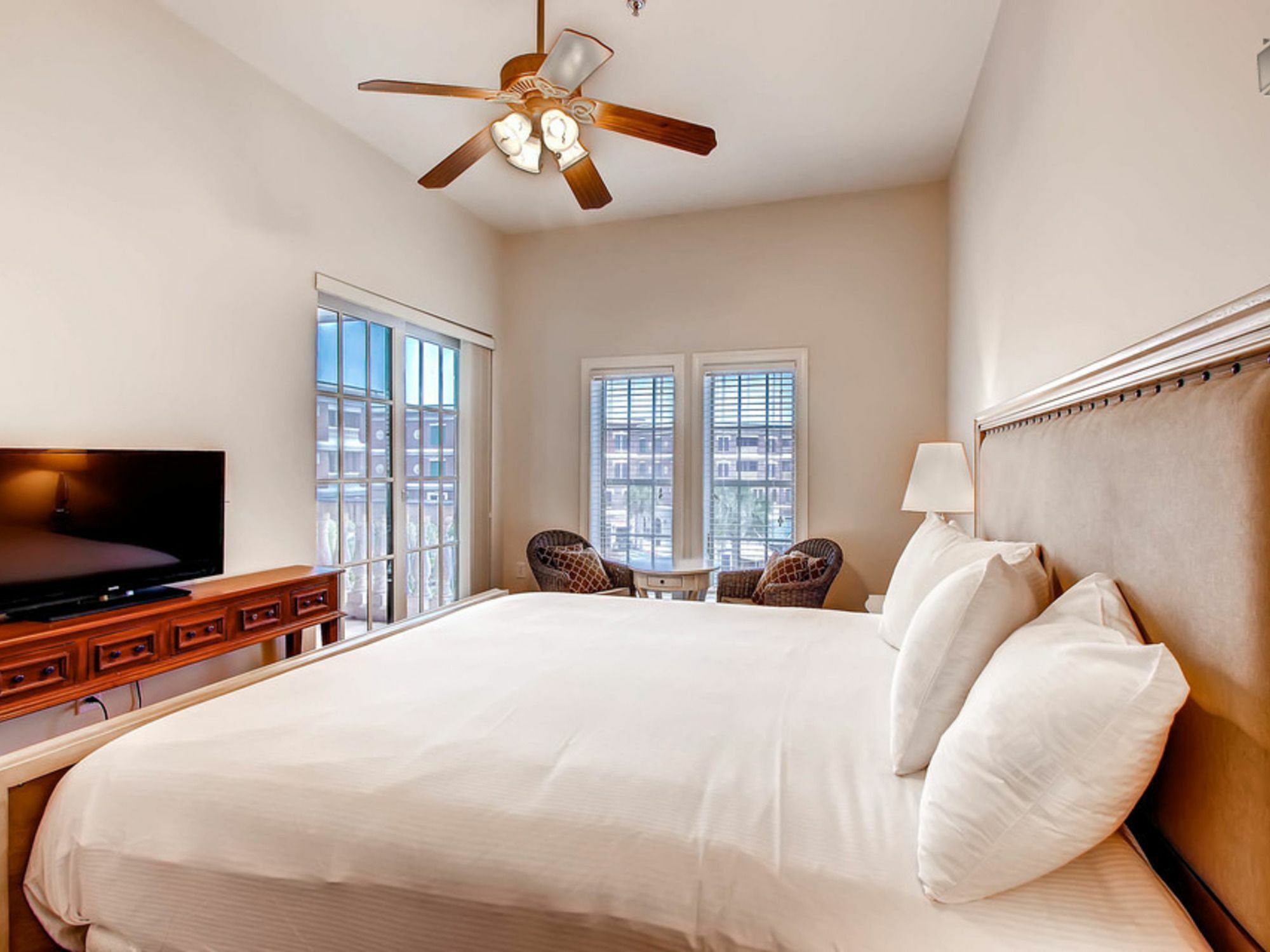 The Newcastle By Redawning Hotel Rosemary Beach