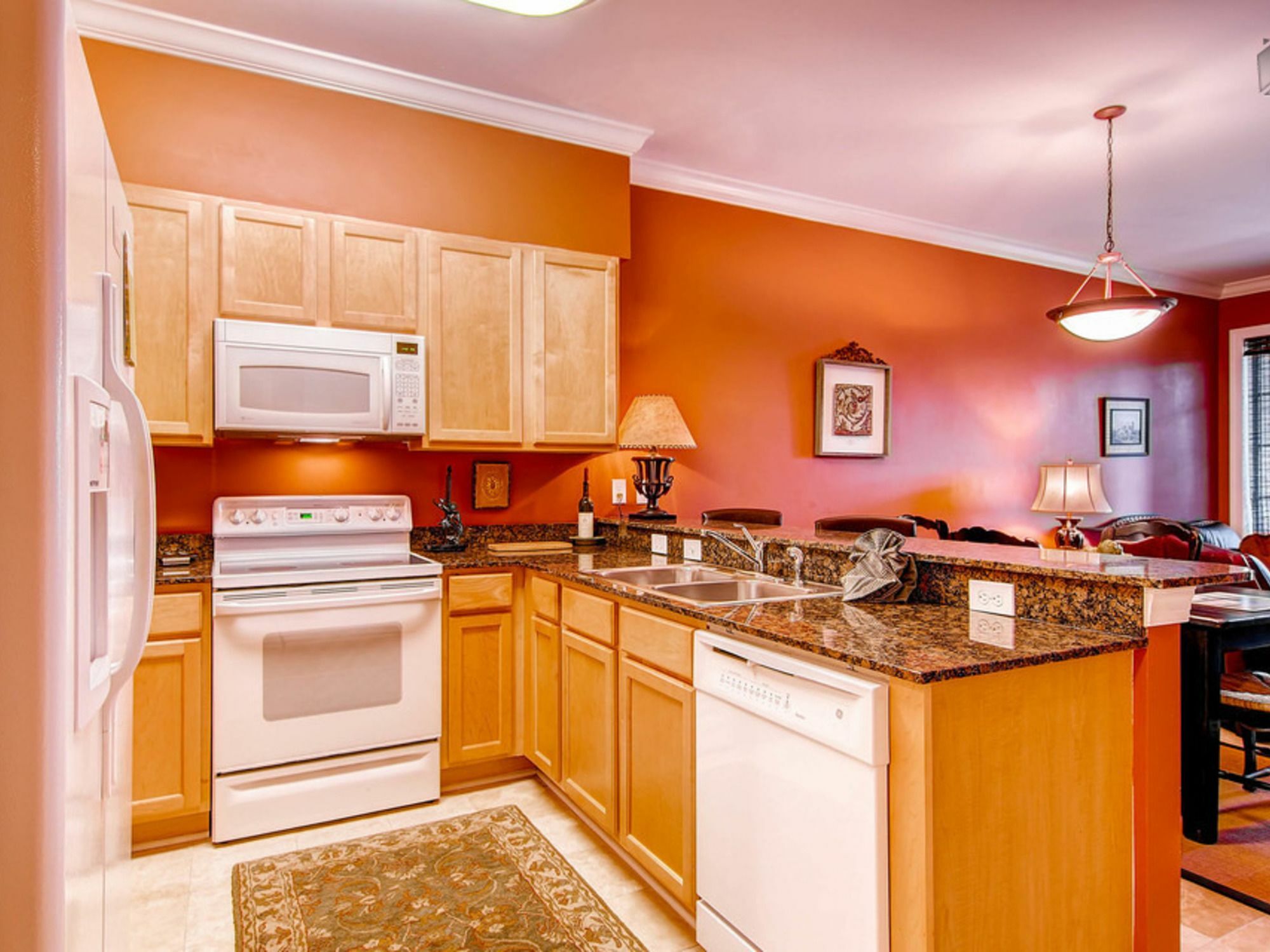 Hotel The Madison By Redawning 3*