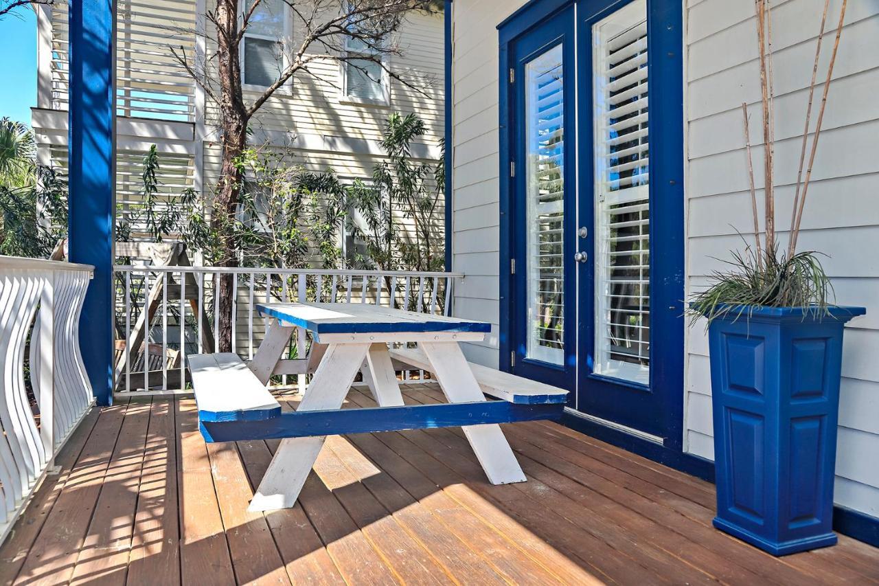 Happy Hour - 1232970 Villa Rosemary Beach