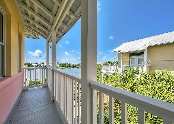 Retreat By The Sea At Carillon Beach
