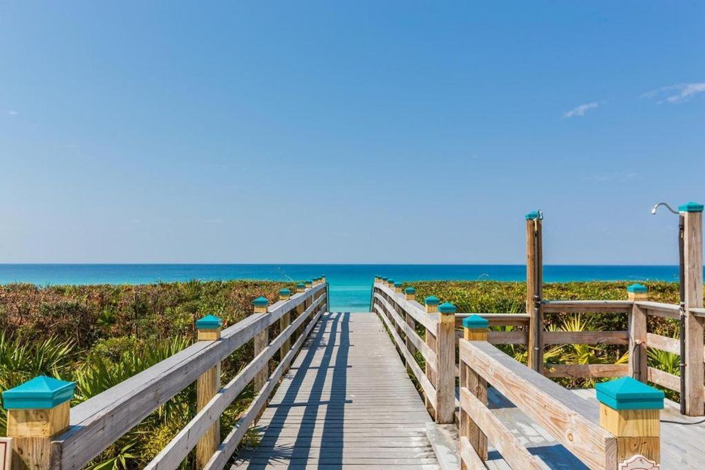 You've Hit The Vacay Jackpot With Sure Winner! *