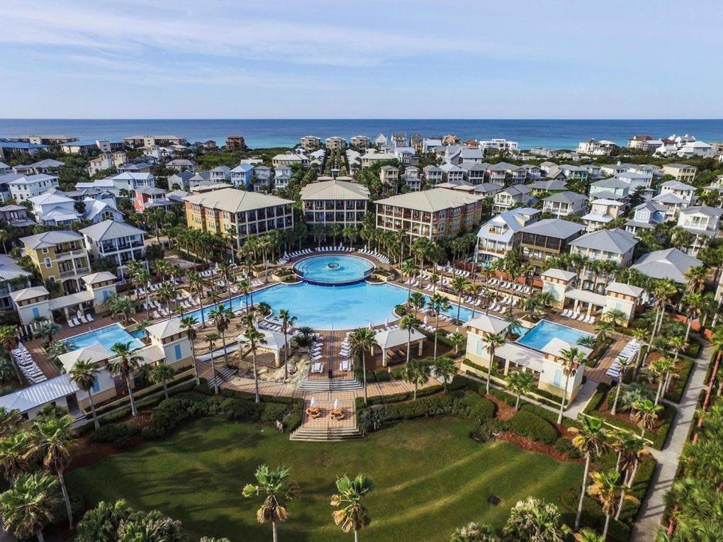 Holiday home You've Hit The Vacay Jackpot With Sure Winner! *