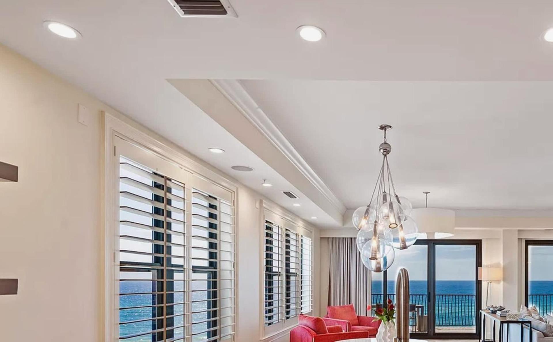 Gulf Front Penthouse With Expansive Balconies Apartment *